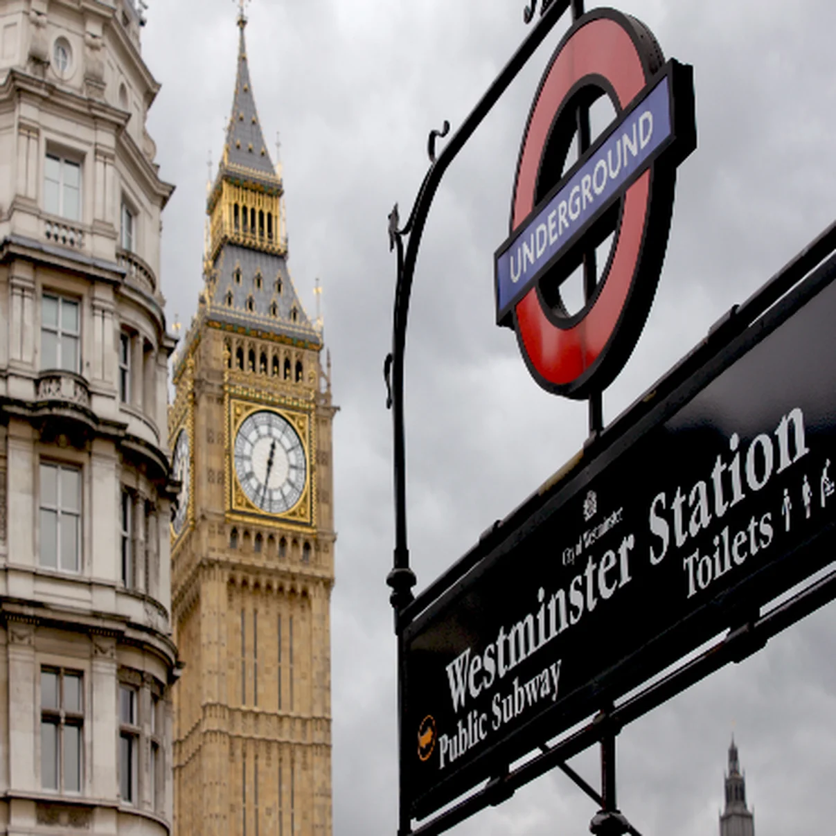 对话大不列颠——英国文商创新科技实践课程